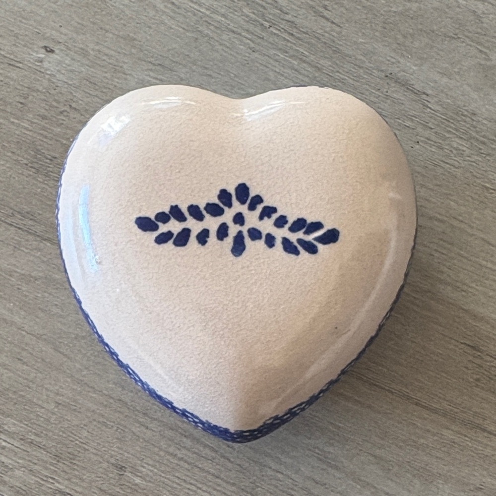 Elegant Heart Ceramic Box with Blue Accents
